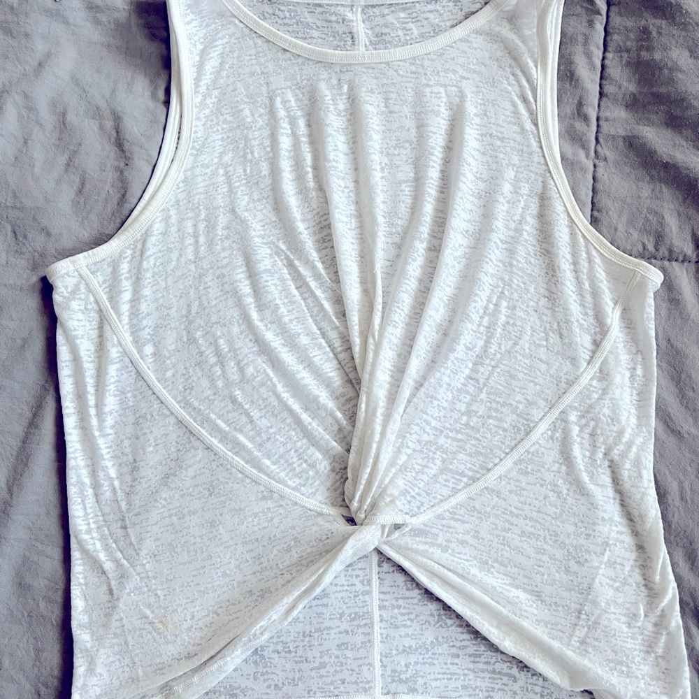 Lululemon tank
